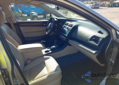 2015 Subaru Outback 2.5I Limited из США, поврежденный, VIN 4S4BSBNC8F3290427